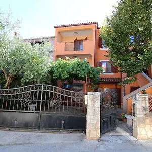 https://apartments-grace.in-istria.net